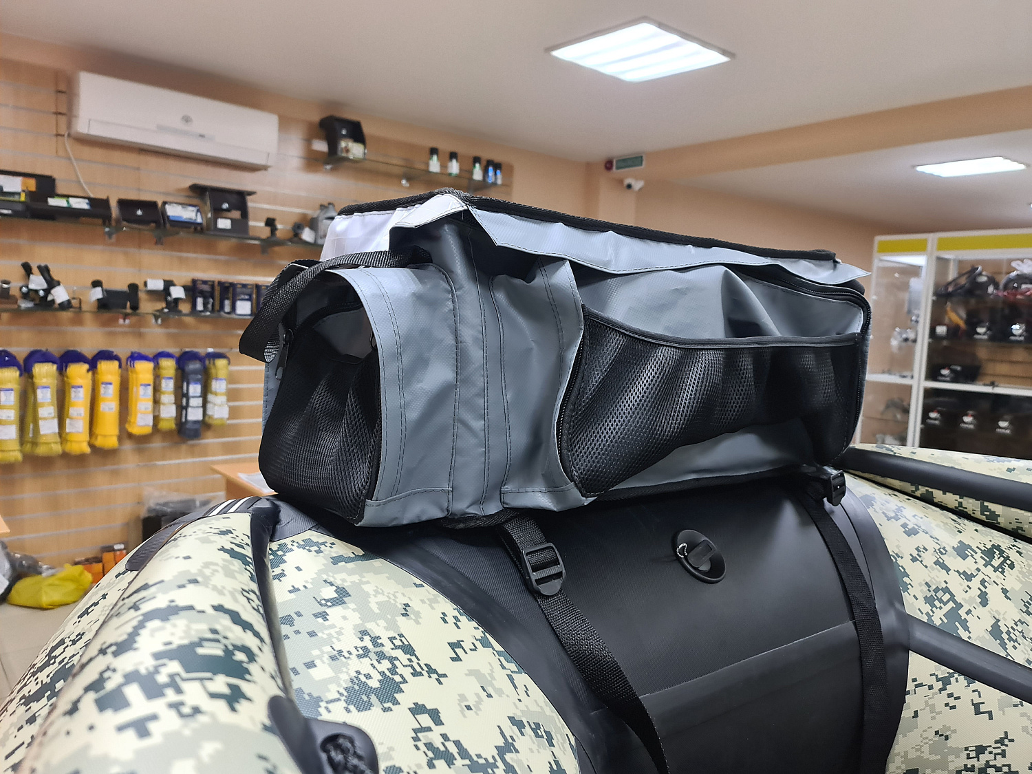 СУМКА ЛЮКС НА БАЛЛОН ДЛЯ ЛОДОК ПВХ 50Х25Х25 СМ в Владикавказе